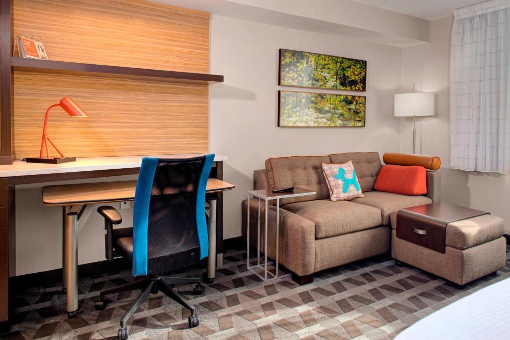 TownePlace Suites by Marriott Parkersburg image