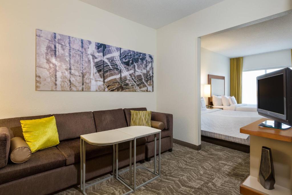 Springhill Suites By Marriott Louisville Hurstbourne North image