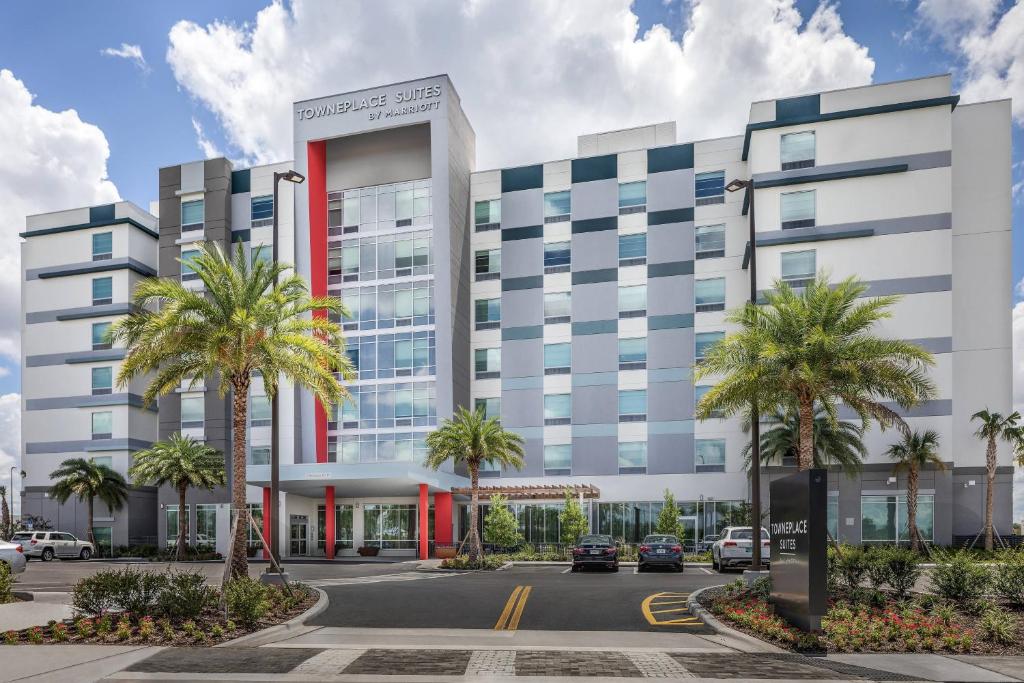 TownePlace Suites by Marriott Orlando Southwest Near Universal image