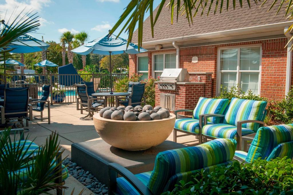 Residence Inn by Marriott Pensacola Downtown image