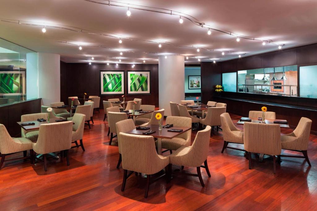 Sheraton Metairie - New Orleans Hotel image