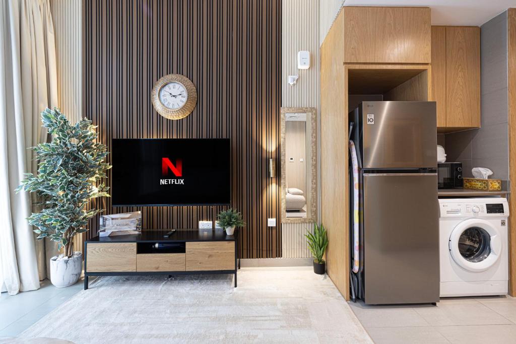 Special Edition 50th anniversary Studio by BCH photo 1