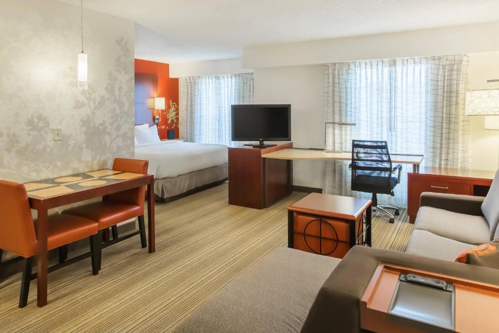 Residence Inn Sioux Falls image