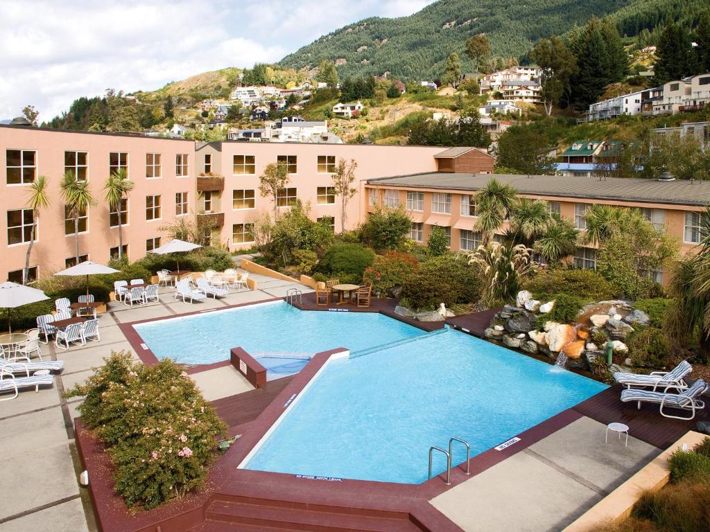 Mercure Queenstown Resort - Tap to explore photos