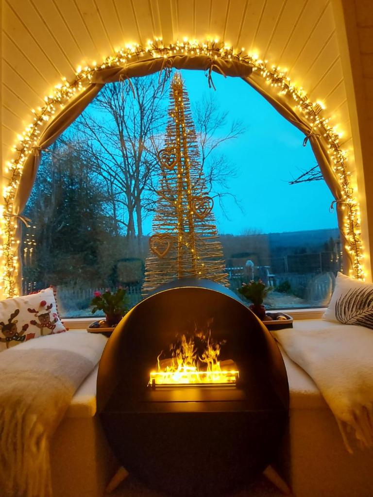 La CABANE LUXUEUSE AVEC JACUZY photo 1
