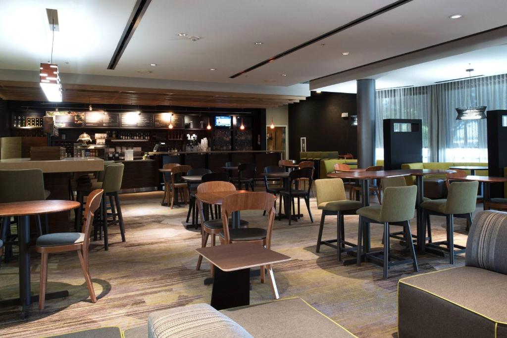Courtyard by Marriott Fort Worth West at Cityview image
