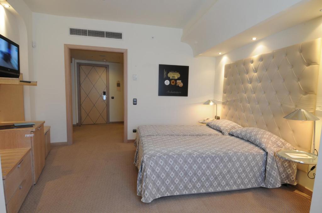 Club Hotel Casino Loutraki photo 1