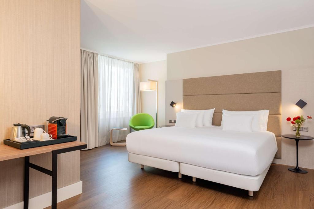 NH Collection Berlin Mitte am Checkpoint Charlie Room Type - Premium XL Room
