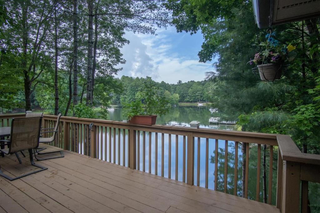 Connestee Lakefront Retreat image
