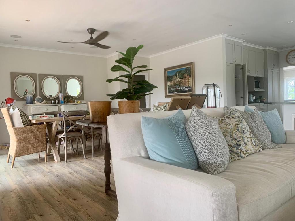 Home in Plettenberg Bay - Tap to explore photos