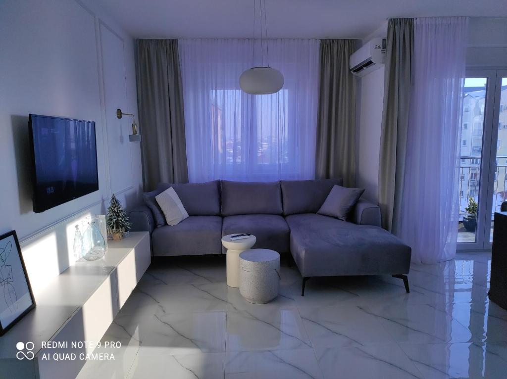 Lullaby apartment, moderan stan sa dvije spavaće sobe i besplatnim parkingom photo 1