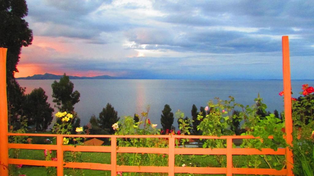 Titicaca Chaska Wasi Amantani photo 3