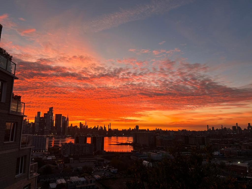 Coffee Lovers enjoy Comfy Apt 15 min away from NYC image