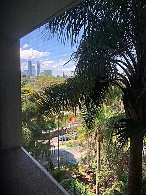 City Oasis - Terrific Location & district views! photo 4