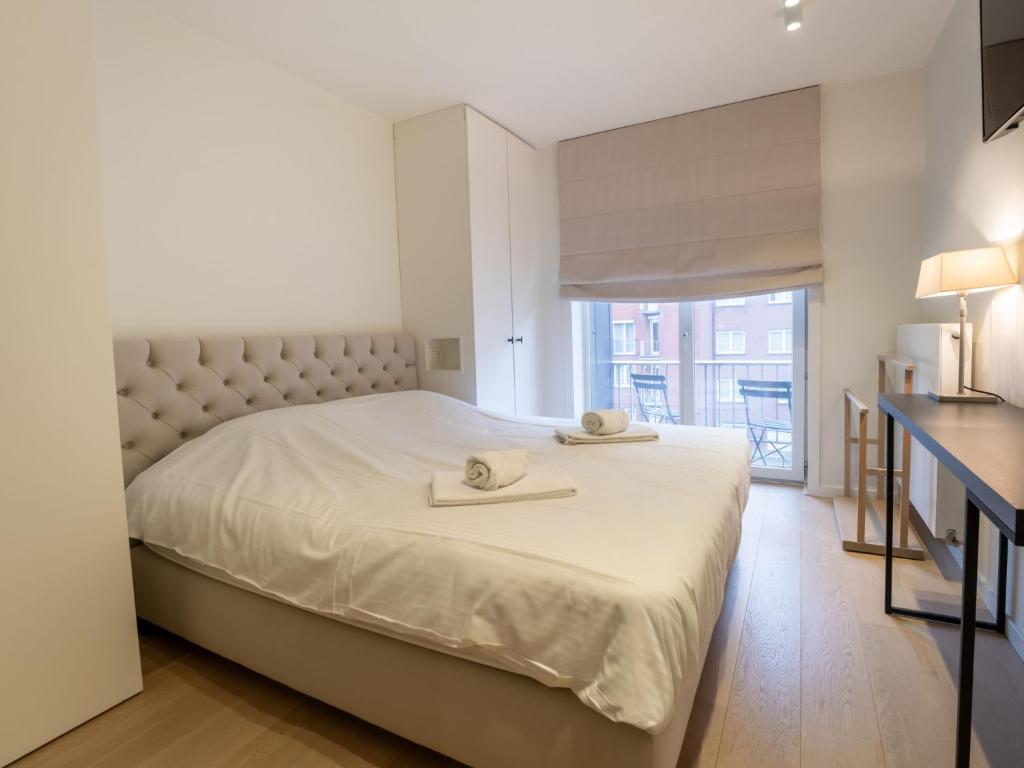 Apartment Chateauneuf with parking by Interhome photo 3