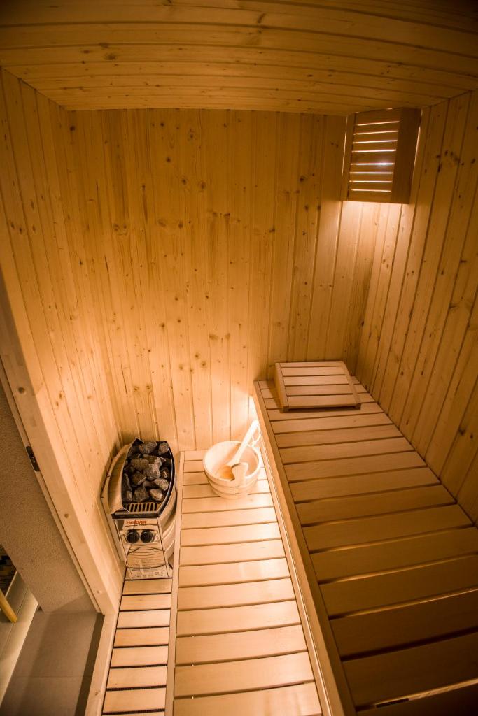 Orama Suite & Spa photo 4