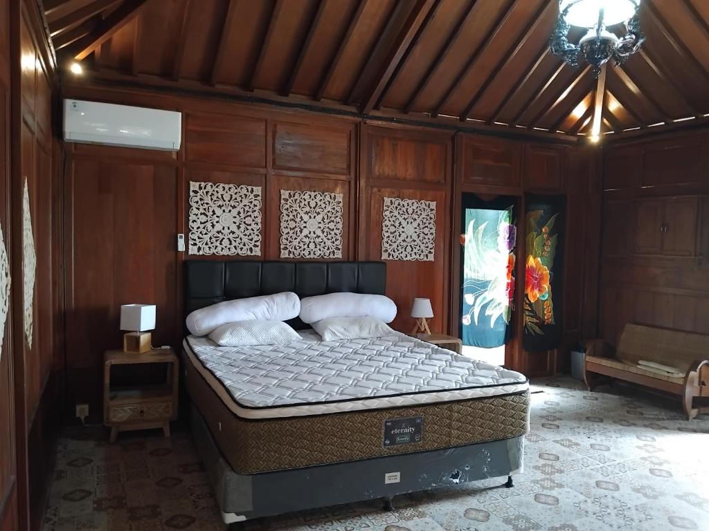 Lotus cottage