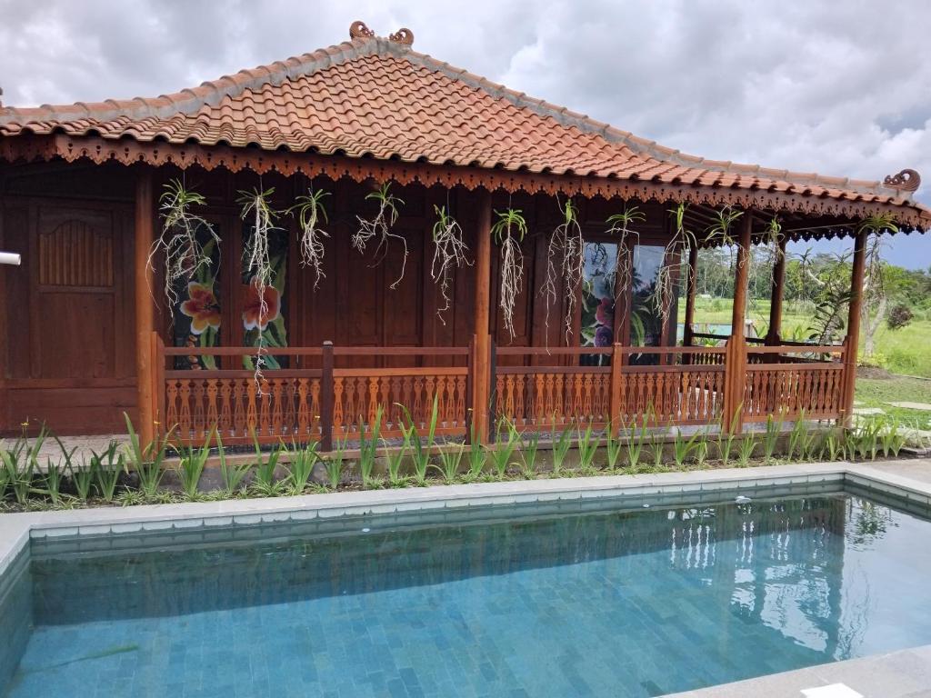 Lotus cottage photo 2