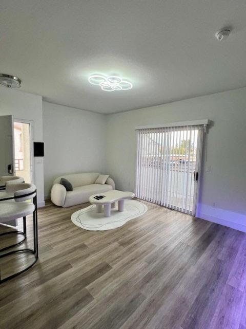 Newly Upgraded 2bed 2bath Condo! image