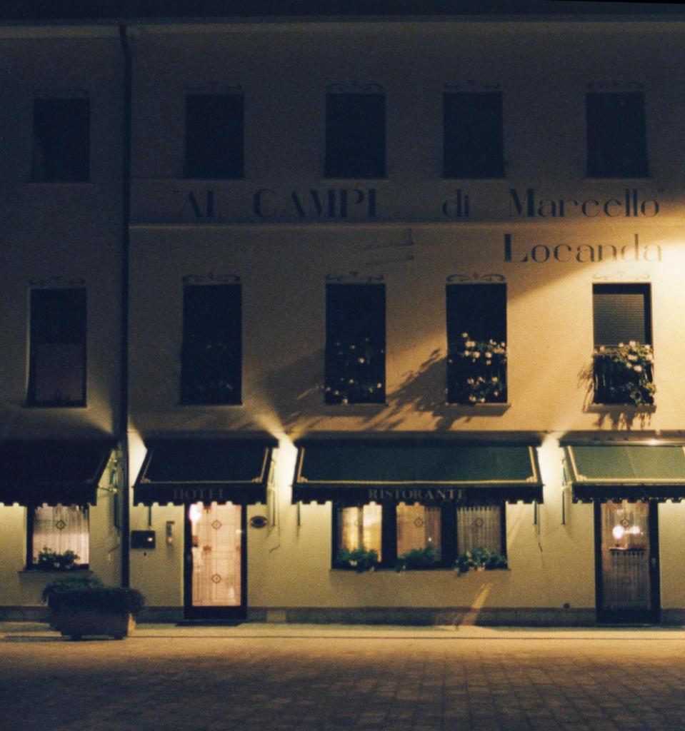 Hotel Ristorante ai Campi Di Marcello - Tap to explore photos