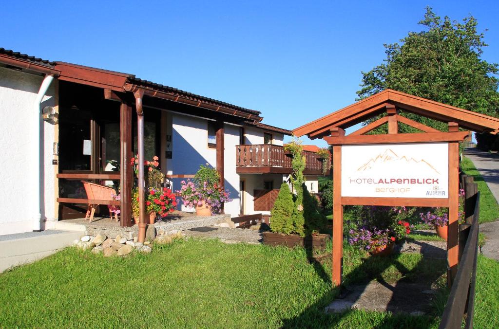 Hotel Alpenblick Berghof photo 3