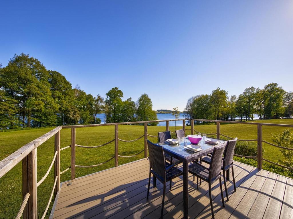 Spacious Villa with Sauna and Fireplace photo 3