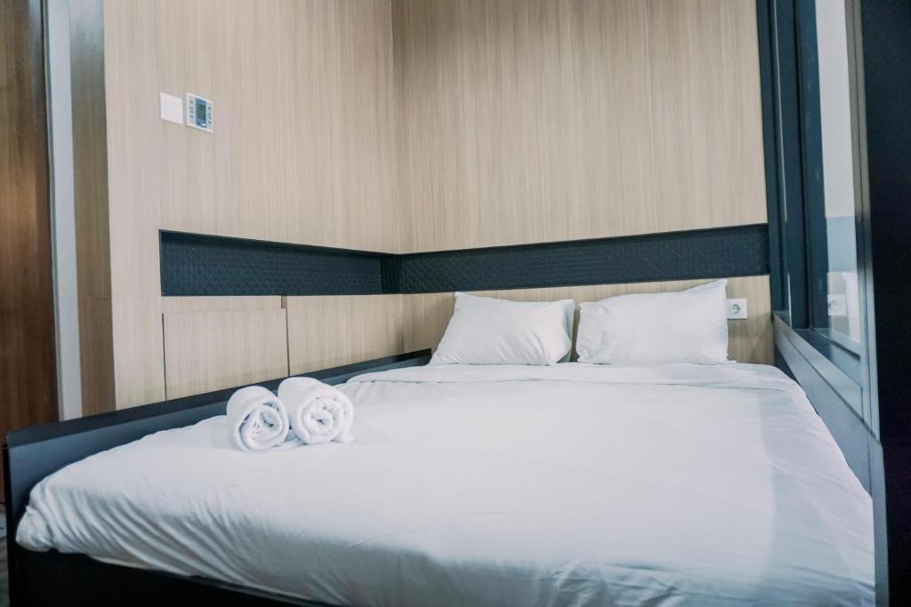Wonderful and Homey Studio The Smith Alam Sutera Apartment By Travelio
