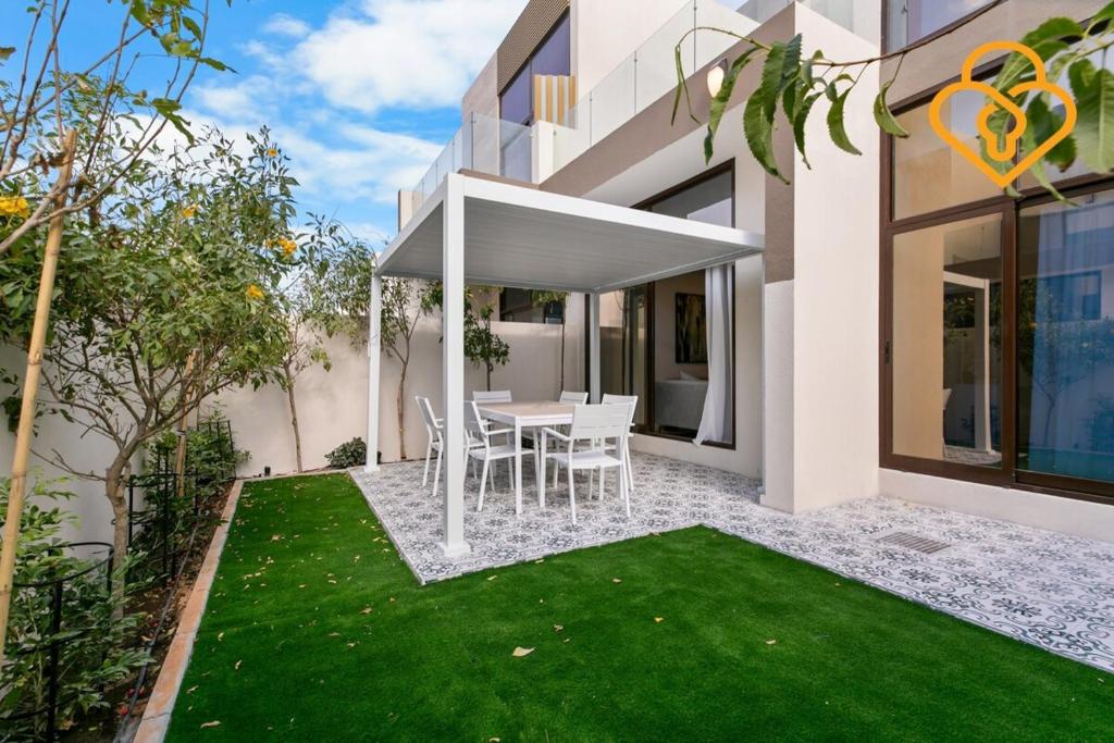 Keysplease Elie Saab 4BR Townhouse Meydan 10 Mins to Downtown