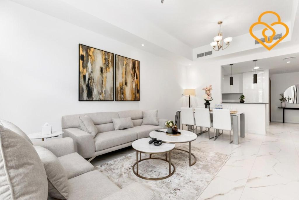Keysplease Elie Saab 4BR Townhouse Meydan 10 Mins to Downtown photo 3