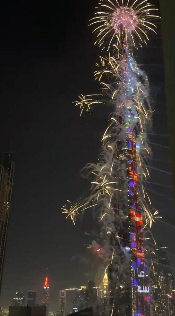 Luxury High Floor 1BR with Full Burj Khalifa View by Auberge photo 4
