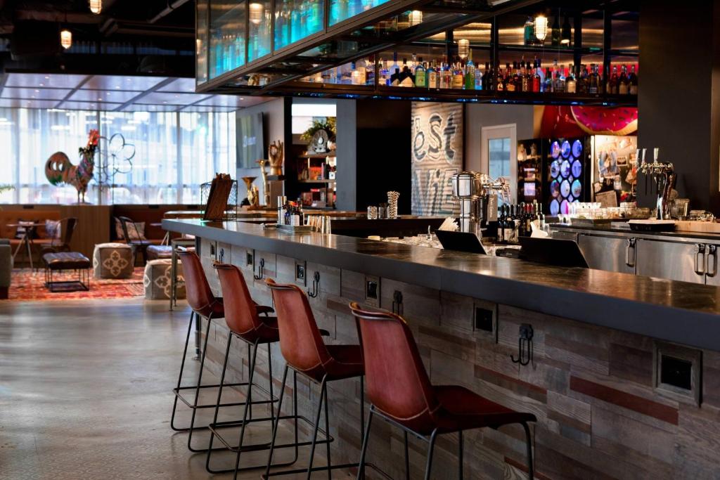 Moxy New Orleans Downtown French Quarter image