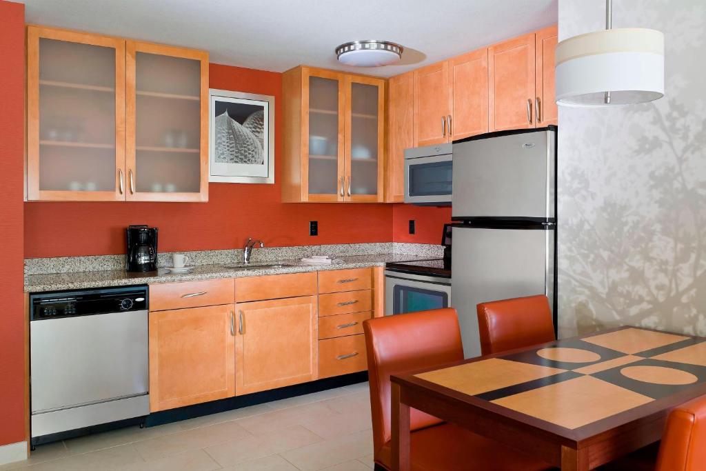 Residence Inn Lansing West image