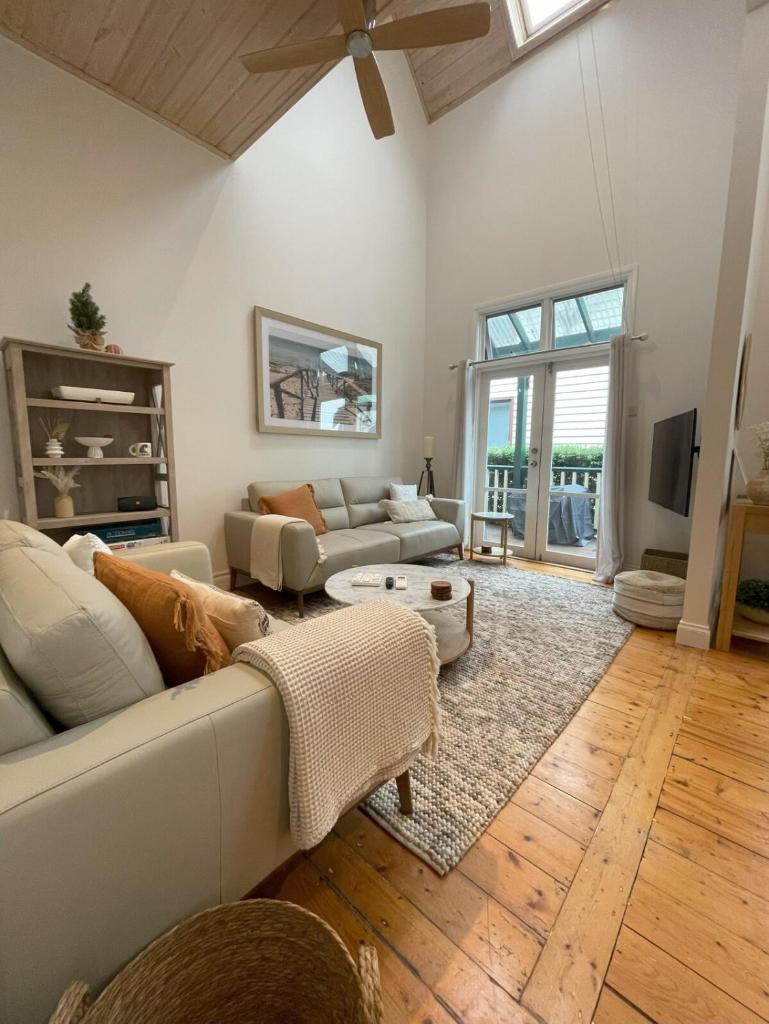 Central Lorne Gem - Beach & Town Centre at Your Door