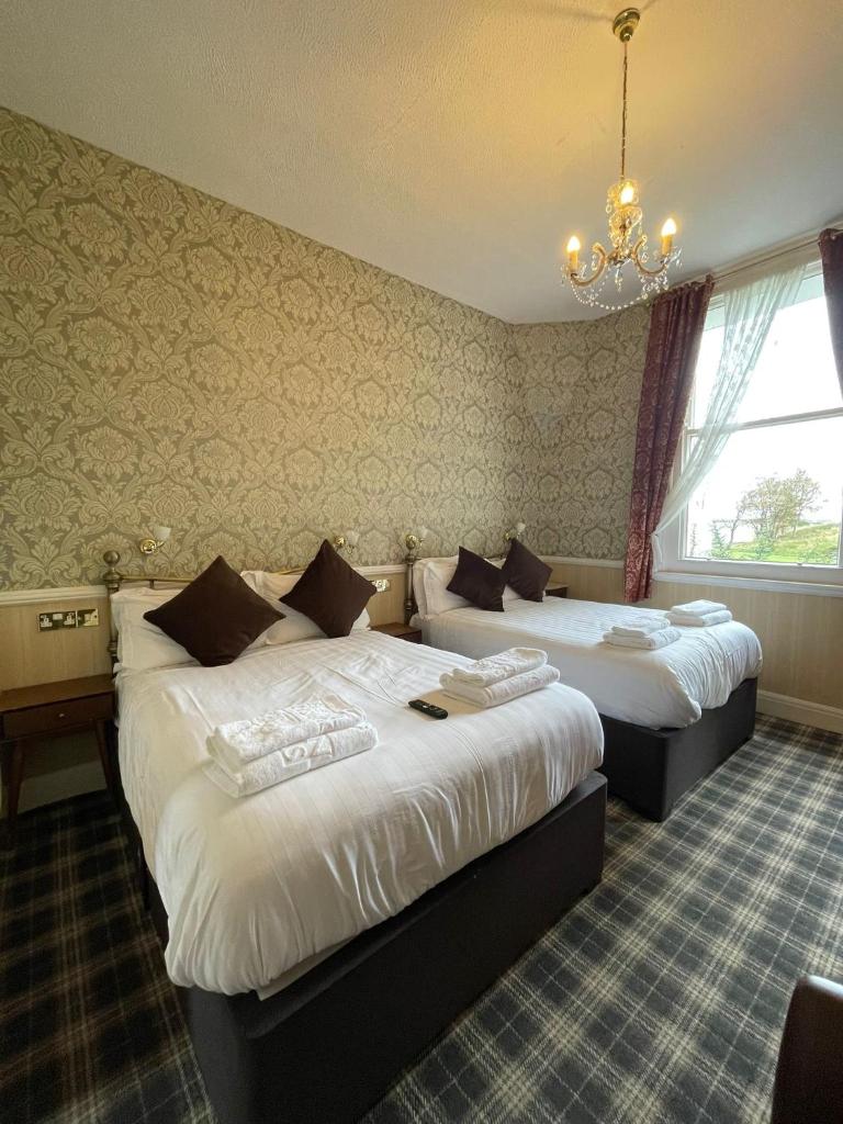 Headlands Hotel Room Type - Quadruple Room, Garden View Headlands Hotel Room Type - Quadruple Room, Garden View