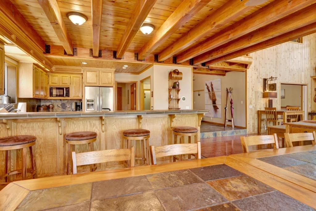 Lakefront Village Castle #2312 image
