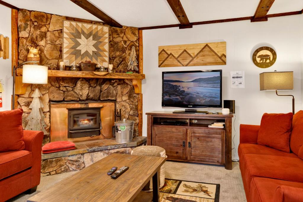 Mountain Getaway #2183 image