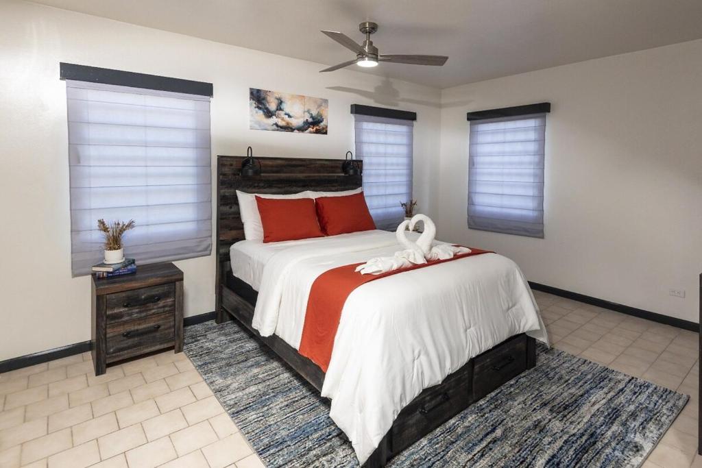 Deany's Uptop Luxury Suite 6