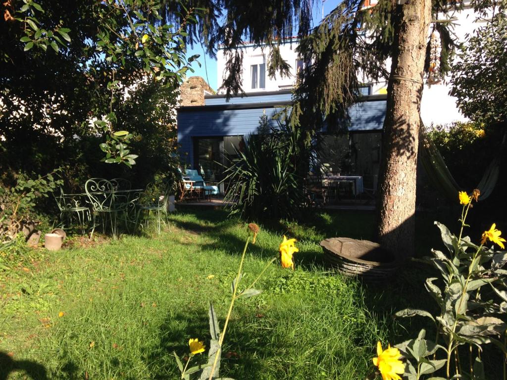La Maison Bleue photo 1