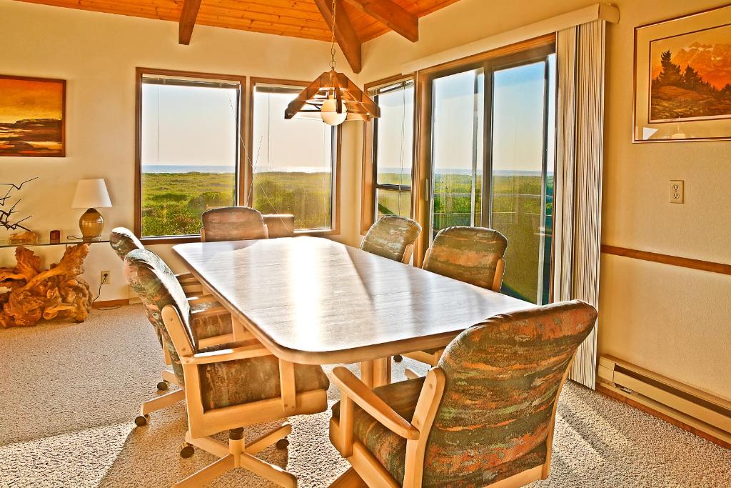 Haven Hideaway image