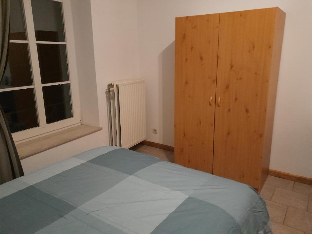 Grande chambre lumineuse au coeur de la Gaume - Chambre 4 - 1er étage photo 2