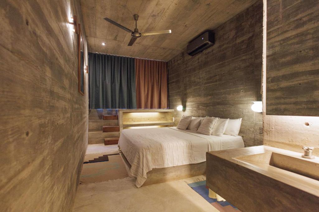 Casa TO - Adults Only - Tap to explore photos