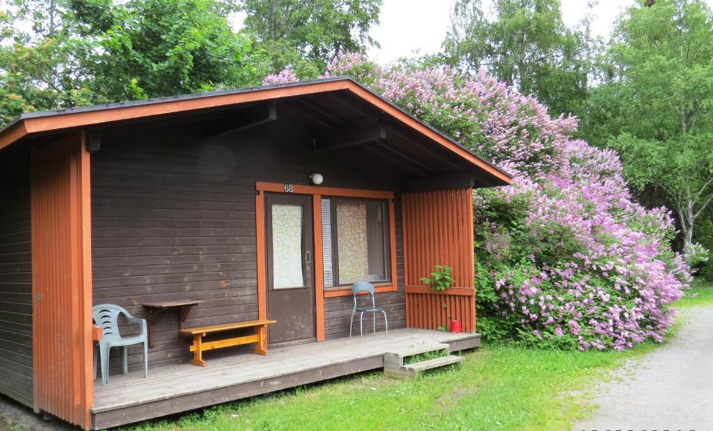 Апартаменты (Коттедж с общей ванной комнатой (для 5 взрослых)), Tampere Camping
