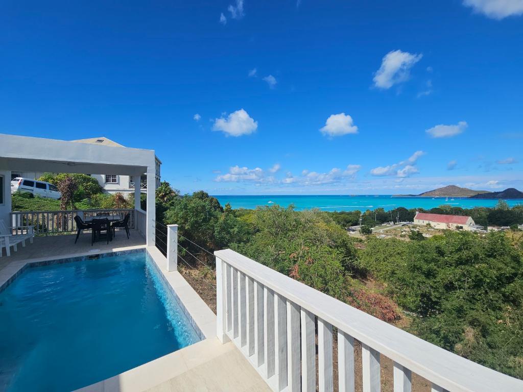 Spectacular Oceanview House with Pool photo 2
