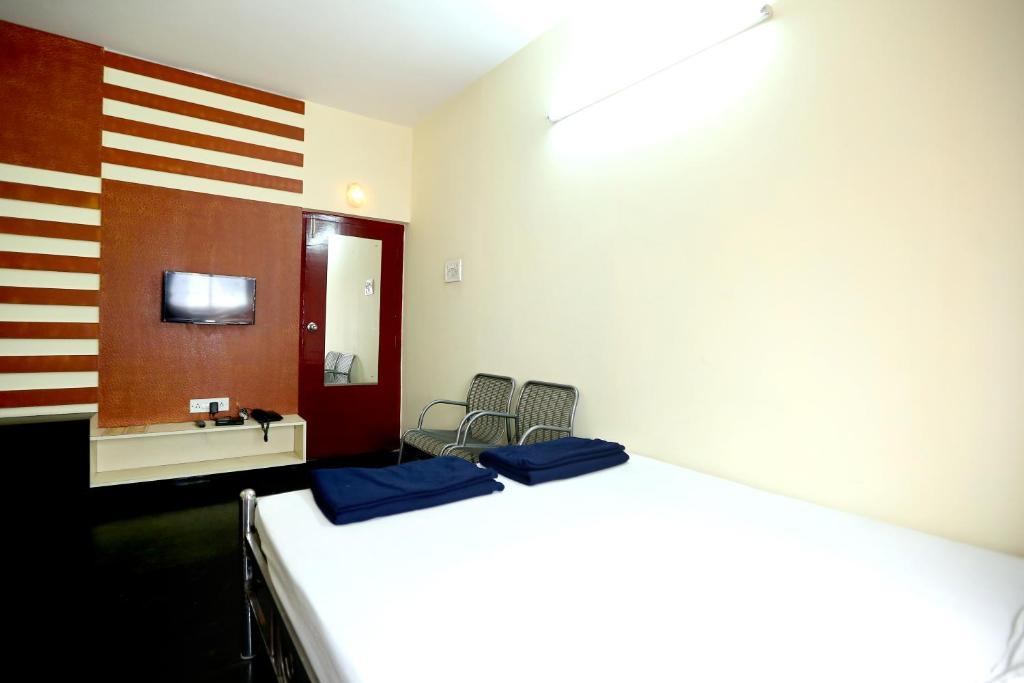 Двухместный (Двухместный номер Делюкс с 1 кроватью), Central Guest House