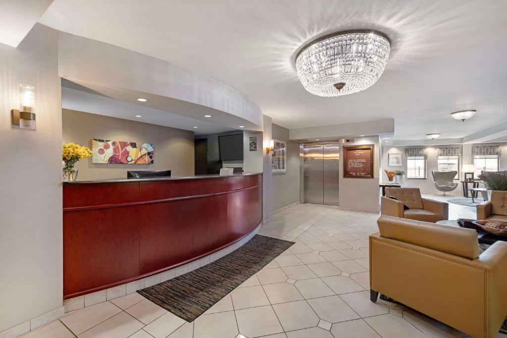 Best Western on the Avenue image