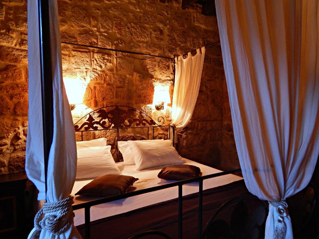 Двухместный (Средневековый номер), S.Nikolis' Historic Boutique Hotel