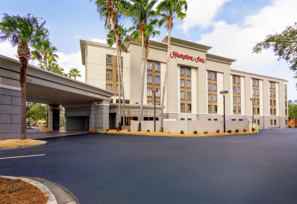 Hampton Inn Jacksonville-Downtown-I-95 image