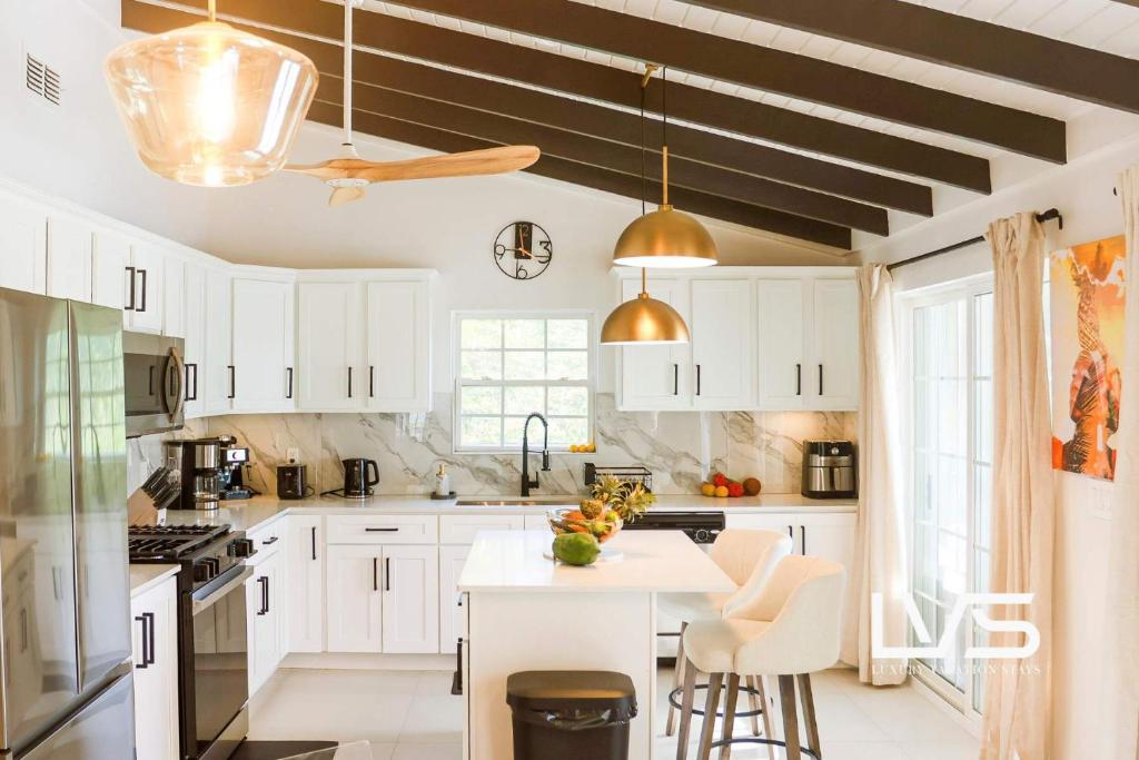 Villa Coby - Exclusive Antigua Retreat in Jolly Harbour photo 4