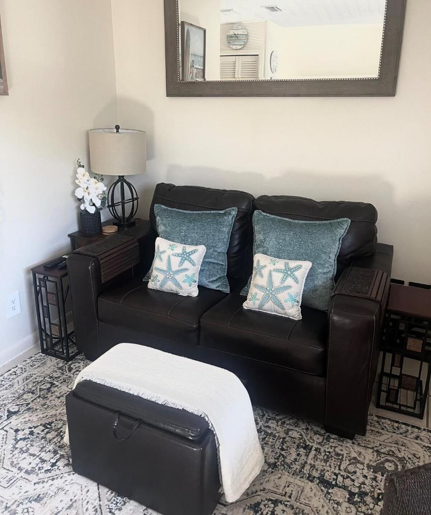 Le Petit Abode at Jacksonville image