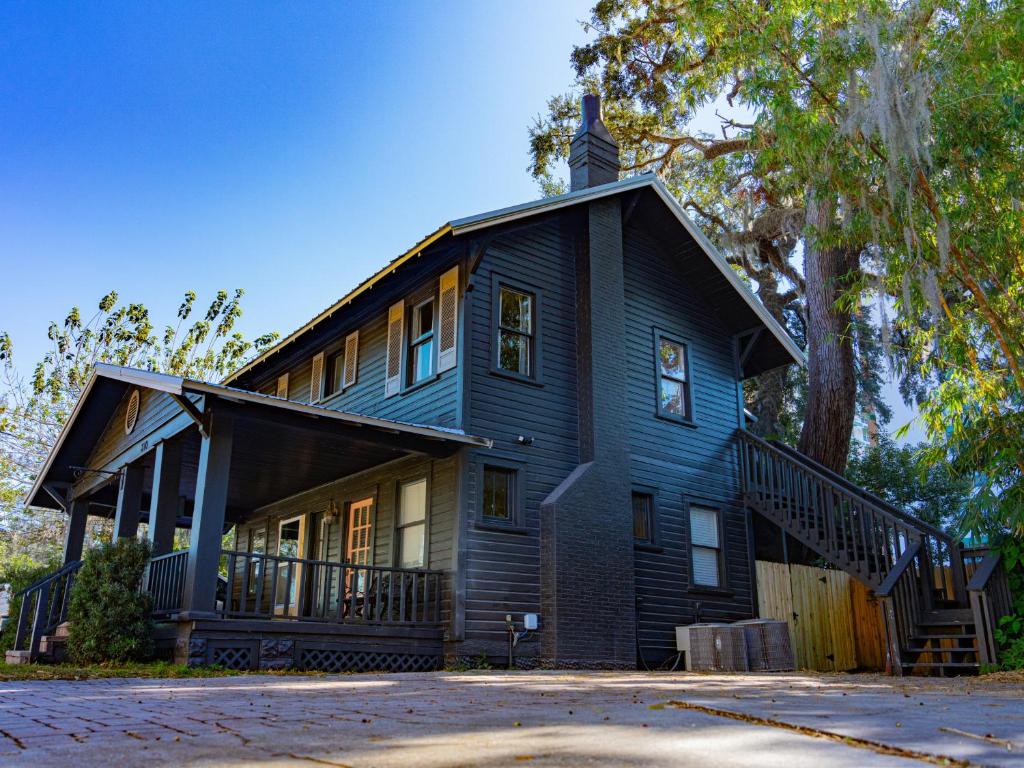 Historic orlando Casita Joy, DT, Lake Eola, Delaney park, 2 bedrooms 1 bathroom Unit B image